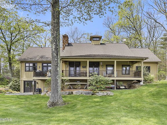 2nd image of 68 Amory Ln