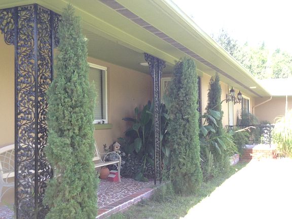 3rd image of 126 S Orange Ave