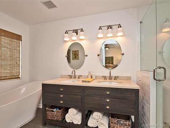 4th image of 1076 Sequoia Ln