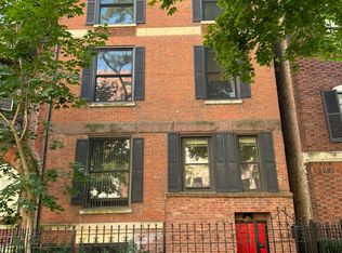 55 E Cedar St UNIT 4, Chicago, IL 60611