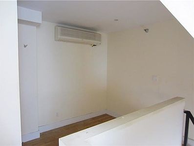 4th image of 636 E 11th St APT 1C
