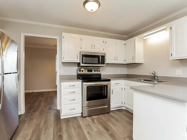 3521 Daisy Trl — Photo 4