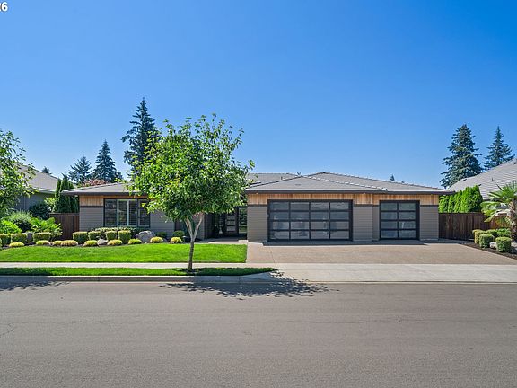 2nd image of 14709 NE 10th St