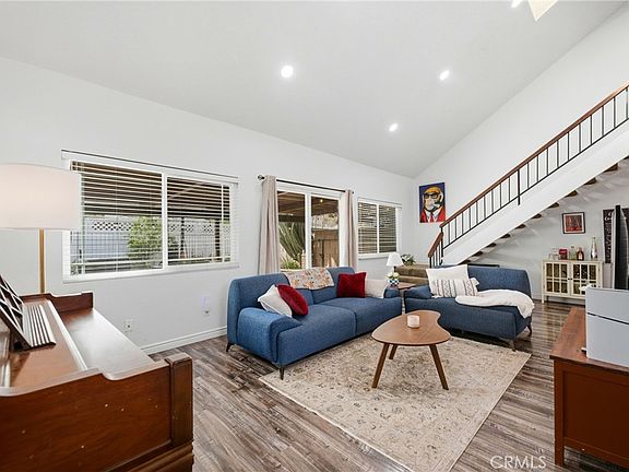 3rd image of 3591 Raven Dr