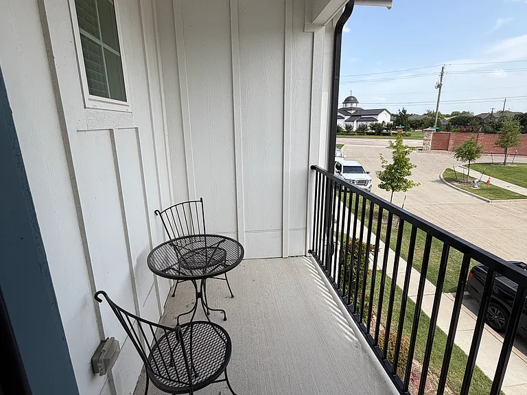 561 Eiseley Dr — Photo 13