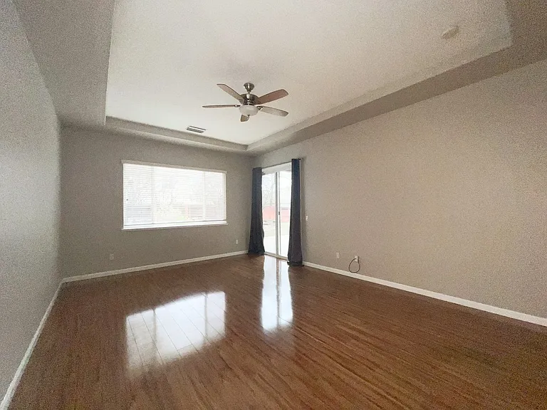 9721 Toscano Dr — Photo 38