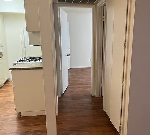 3rd image of 2750 N Tucson Blvd #2206