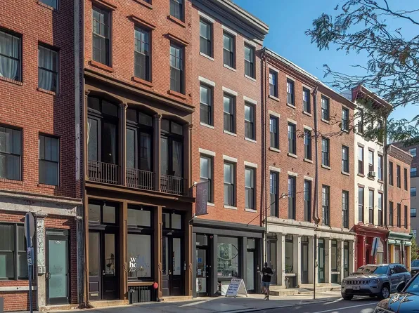 259 N 3rd St #3R, Philadelphia, PA 19106