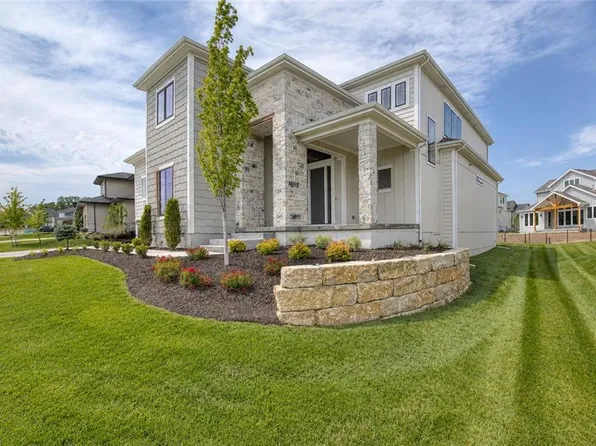 12502 W 170th Ter, Overland Park, KS 66221