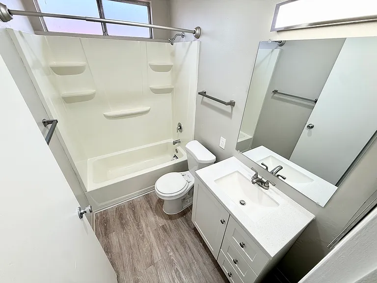 4512 Altadena Ave #6 — Photo 11