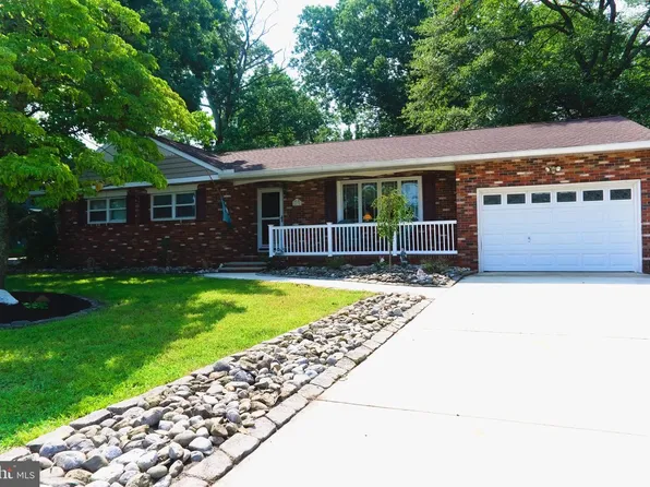 23 Summit Ave, Berlin, NJ 08009