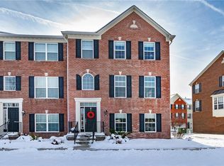 9038 Mercer Dr, Fishers, IN 46038