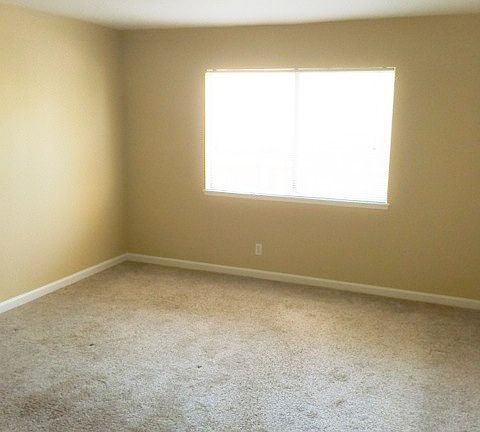 4th image of 473 W Fargo St