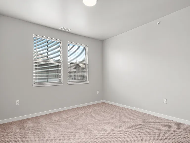 Sparrow Hill Apartments — Photo 27