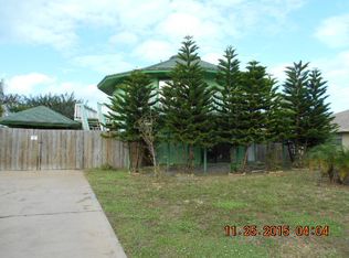 207 SW Glenwood Dr, Pt Saint Lucie, FL 34953