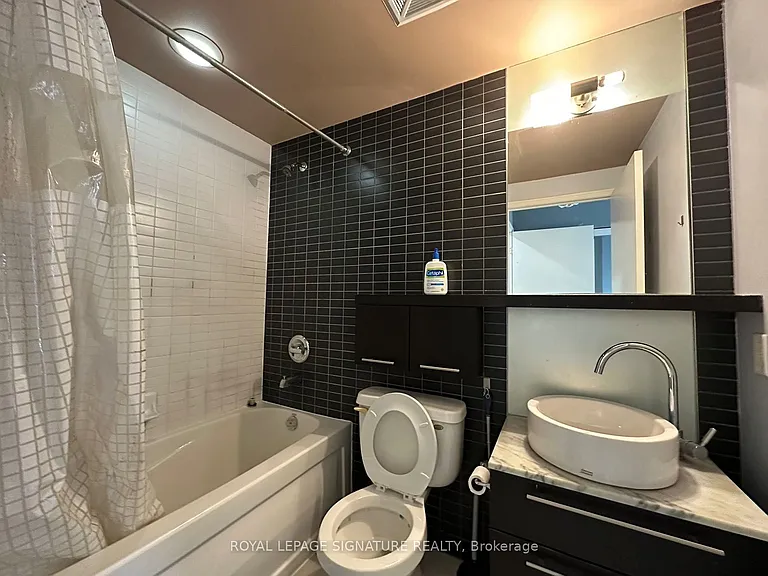 21 Carlton St #1905 — Photo 8