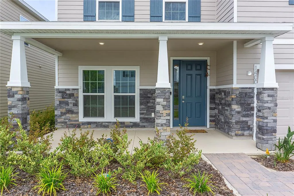 4 bed, 3.0 bath, 3139 sqft, $3,500 — Photo 2