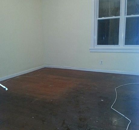 3rd image of 1426 Needham Ave #1