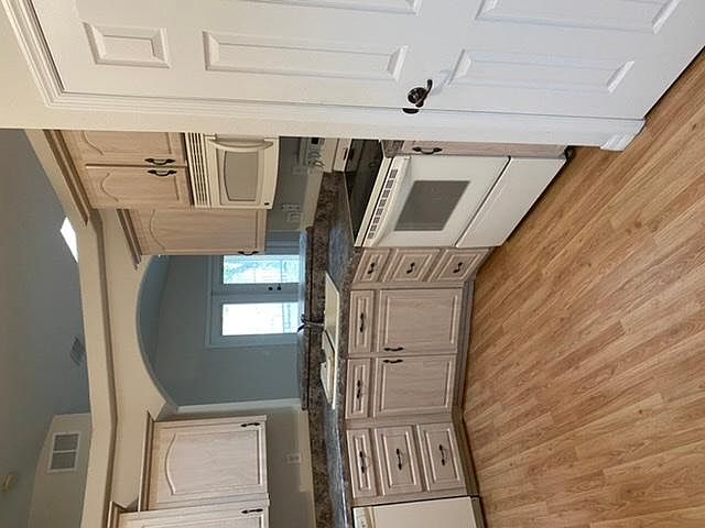 1st image of 43 Louisiana Dr #B