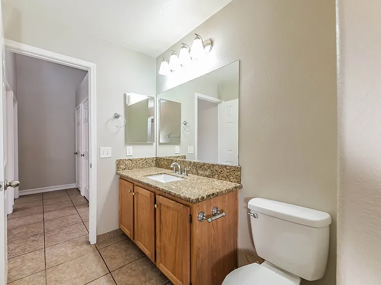 2401 Cypress Island Ct — Photo 14