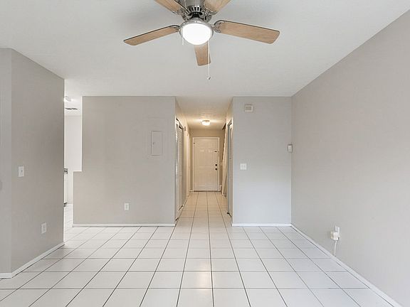 5th image of 9434 Forest Hills Cir