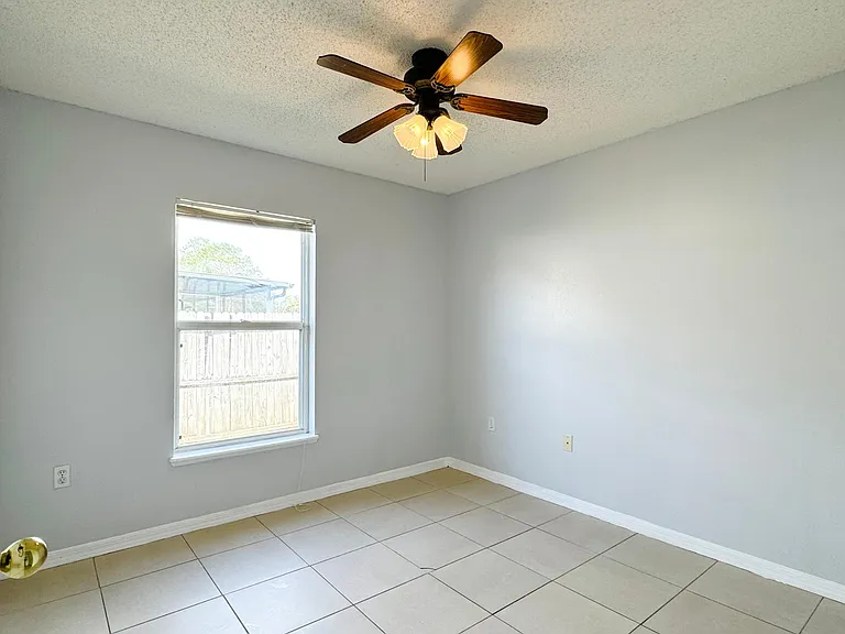 508 Pointe Allyson Way — Photo 14