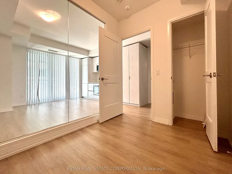 8 Widmer St #2011 — Photo 5