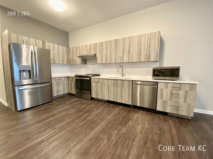 1st image of 3422 Broadway Blvd #107
