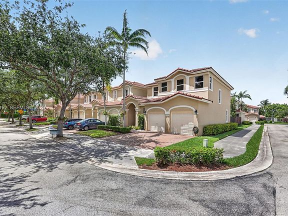 2nd image of 12377 SW 125th St