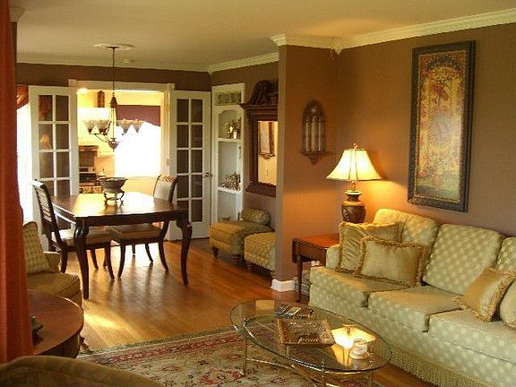 Great flow from spacious living room to separate dining room! 
