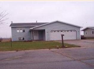 5 Street SE, Dodge Center, MN 55927