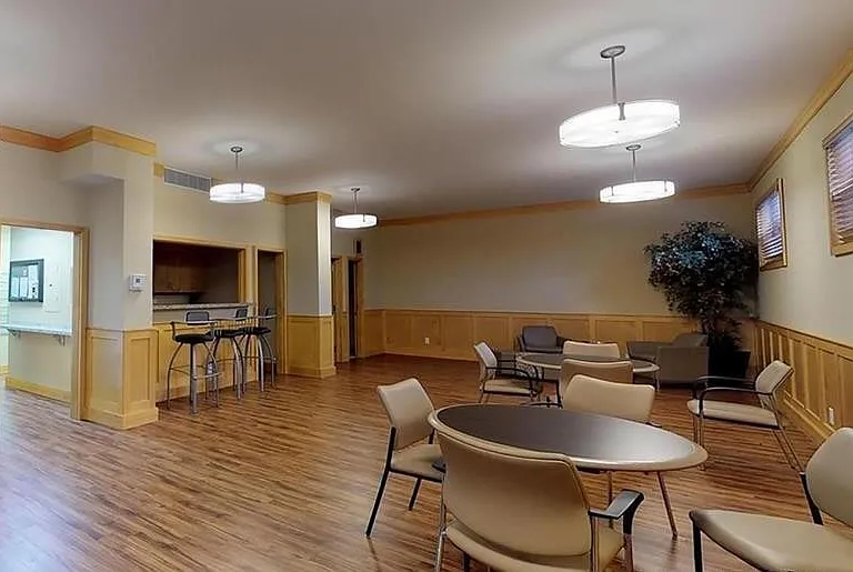 800 NE 195th St #605 — Photo 38