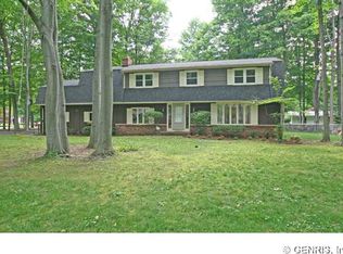 70 Matthew Dr, Fairport, NY 14450