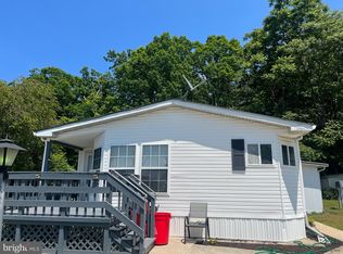 768 E Garden Rd #97, Vineland, NJ 08360