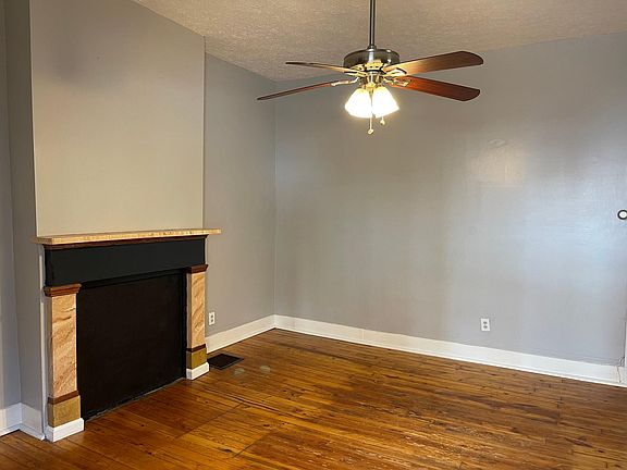 3rd image of 619 Bakewell St