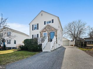 31 Oakway Rd, Lutherville Timonium, MD 21093