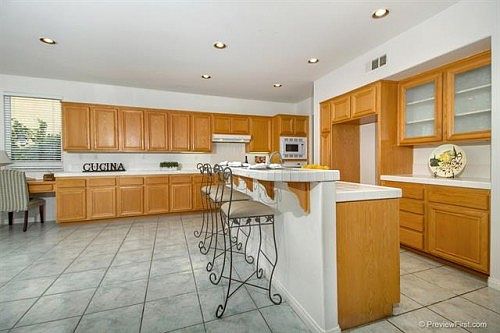 5th image of 2154 Coast Ave