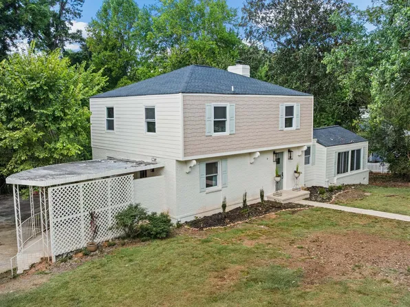 107 Ridgecrest Rd, Lagrange, GA 30240