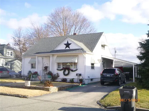 14 Flower St, Cranston, RI 02920