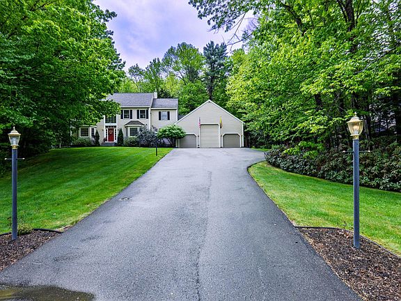 3rd image of 69 Wellington Circle