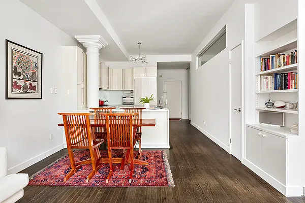 Sold by Compass | media 21