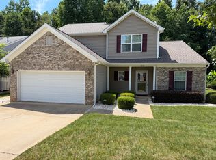 1828 Kilkenny Dr, Clover, SC 29710