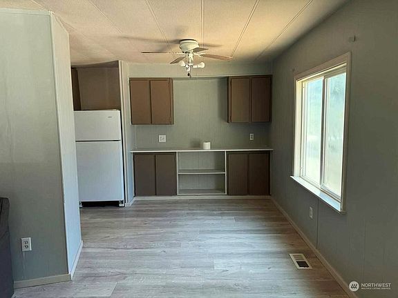 4th image of 7138 Englewood Drive SE #31