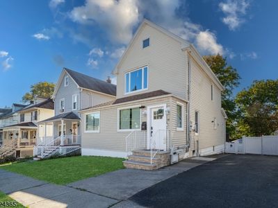 38 Walnut St, Bloomfield, NJ, 07003