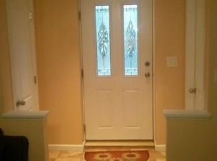 31 Woodridge Dr S FLOOR 1, Stamford, CT 06902