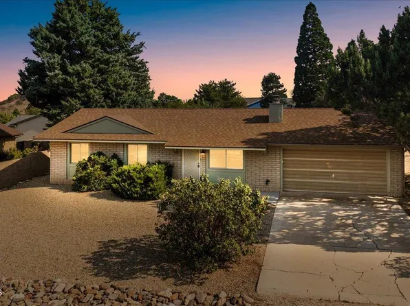 1089 N Stirrup High Dr, Dewey, AZ 86327