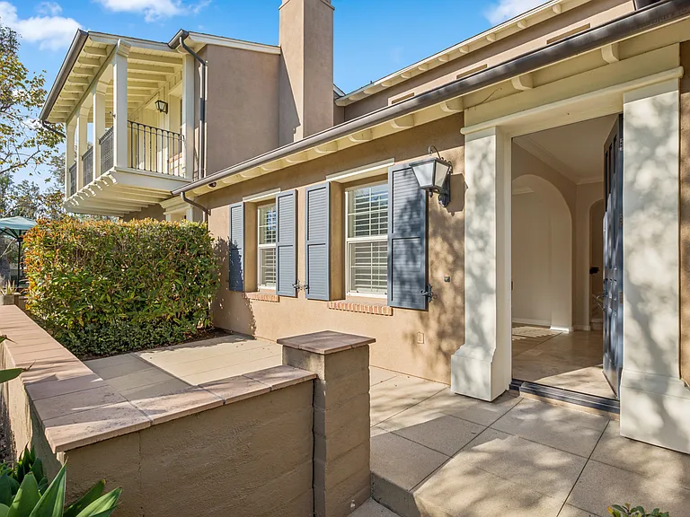 22 Ridge Valley — Photo 3