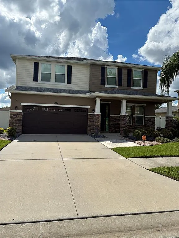 4 bed, 3.0 bath, 3266 sqft, $2,900 — Photo 1