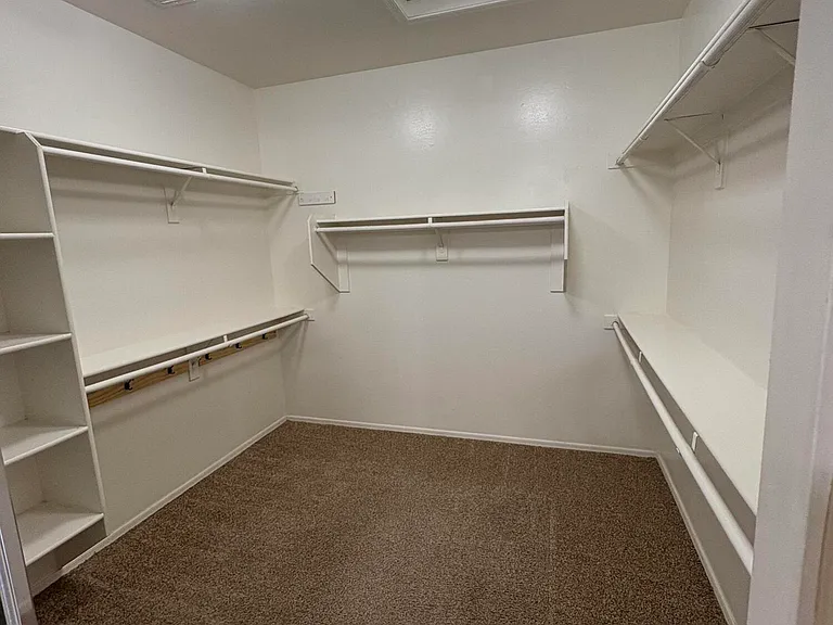 2703 E Zion Way — Photo 13