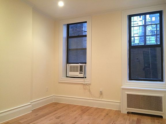 3rd image of 223 W 16th St APT 3B